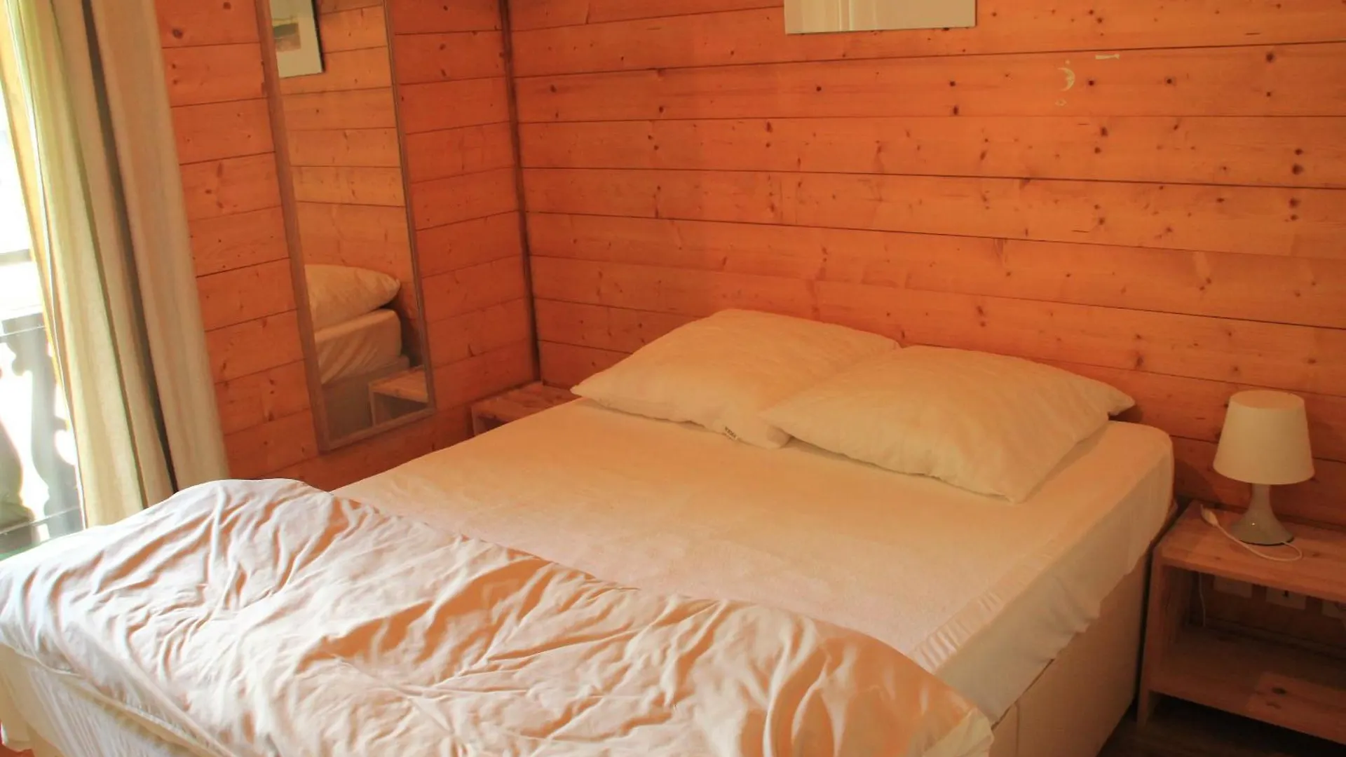 Apartment Sabot De Venus Sa8 Telecabine & Spacious 7 Pers Chatel